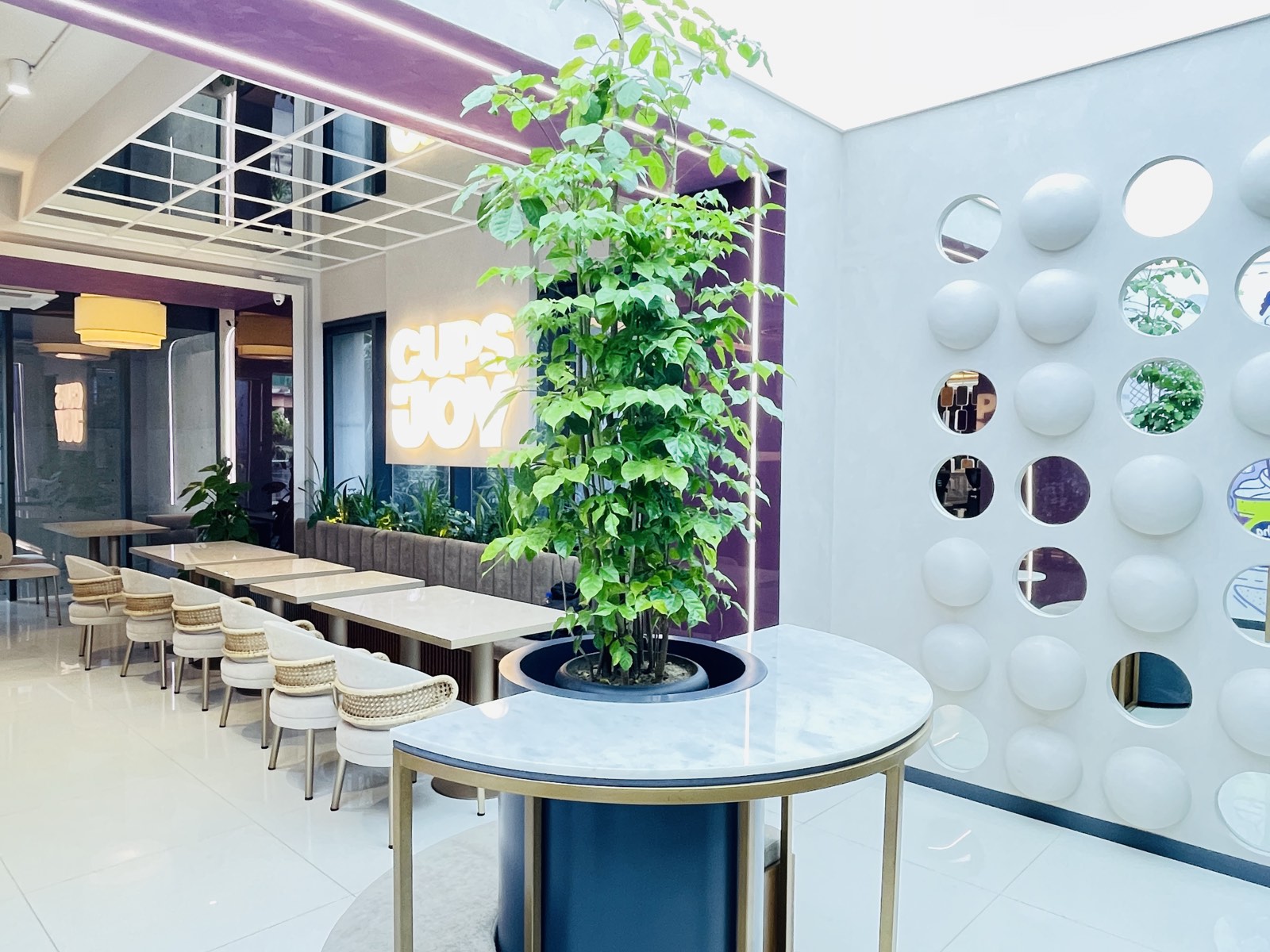 Cha Time Café interior 4