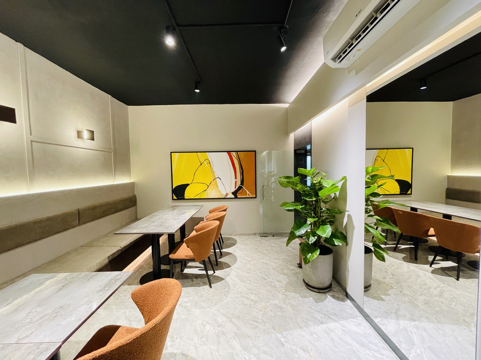 CS Club interior 3