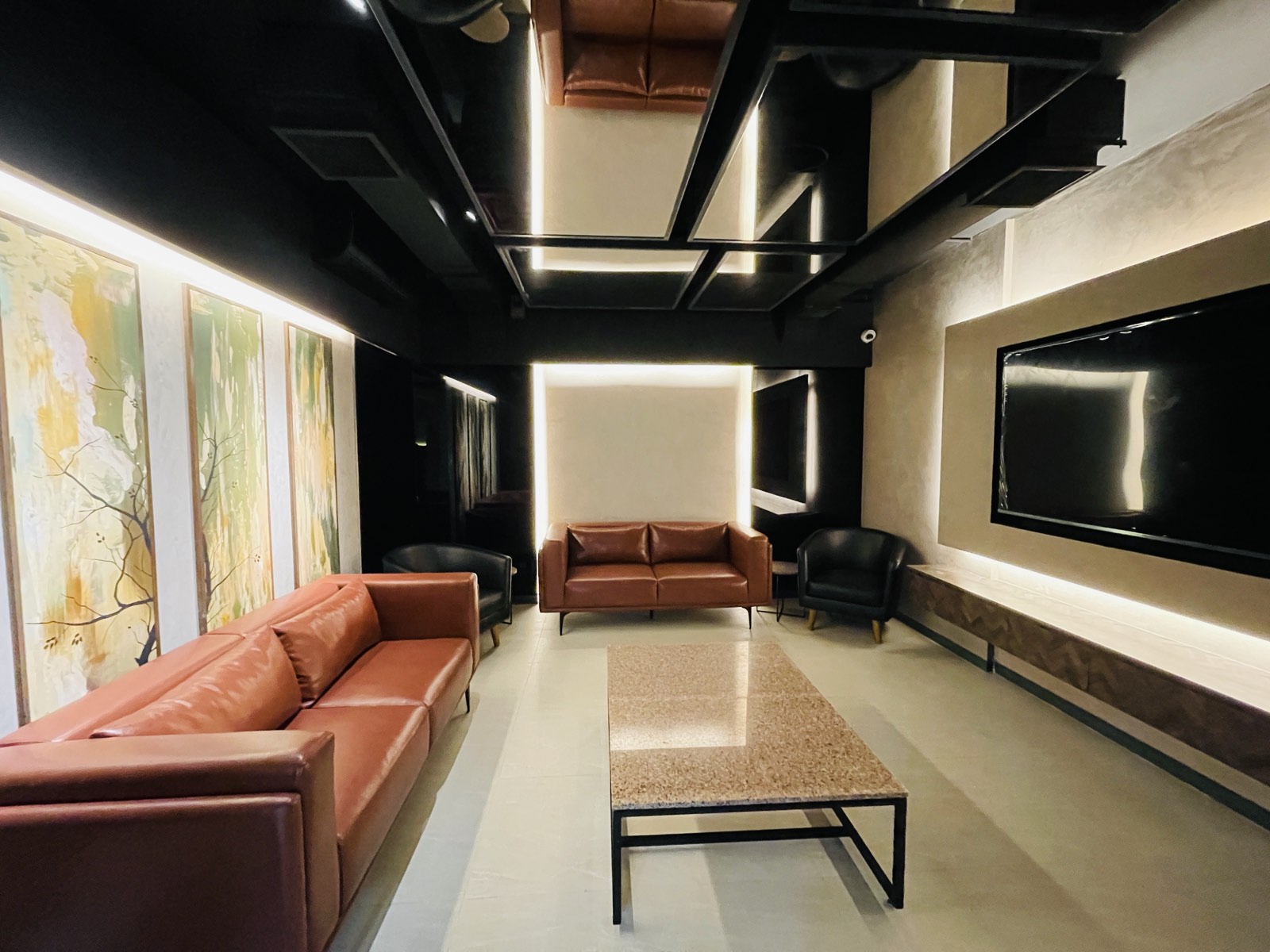 CS Club interior 5