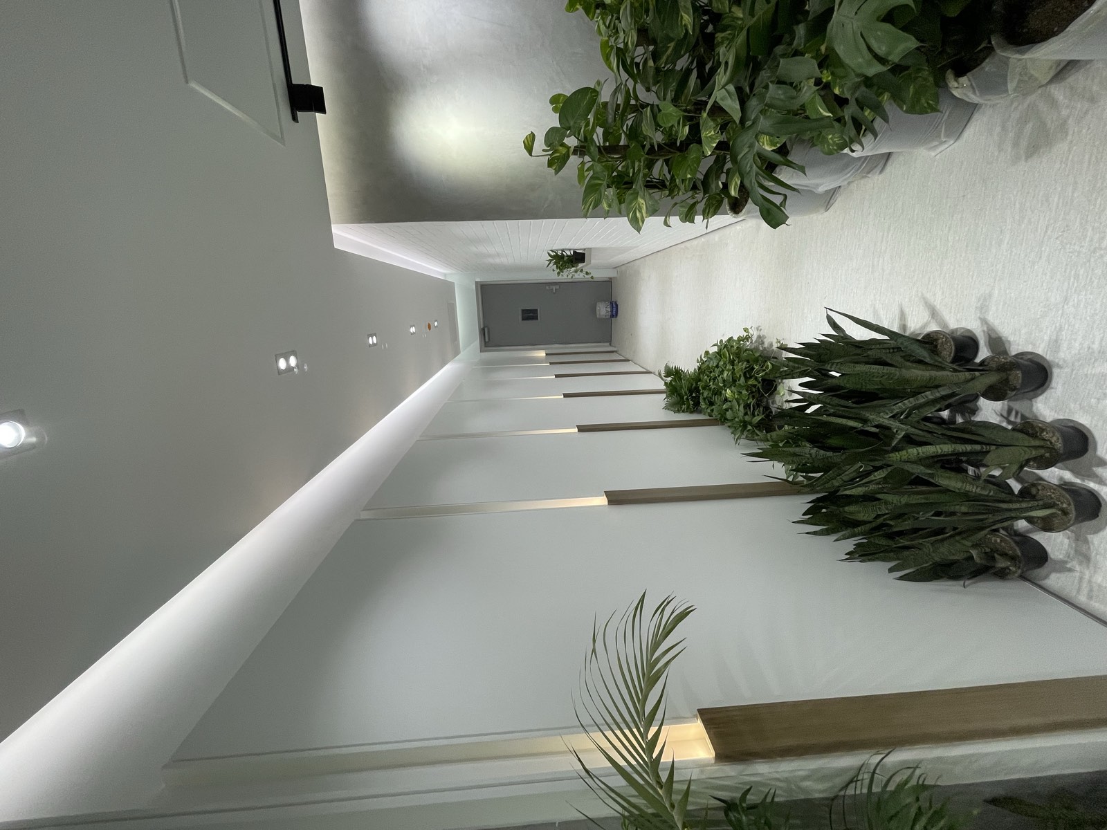 MNR Sowater interior 4