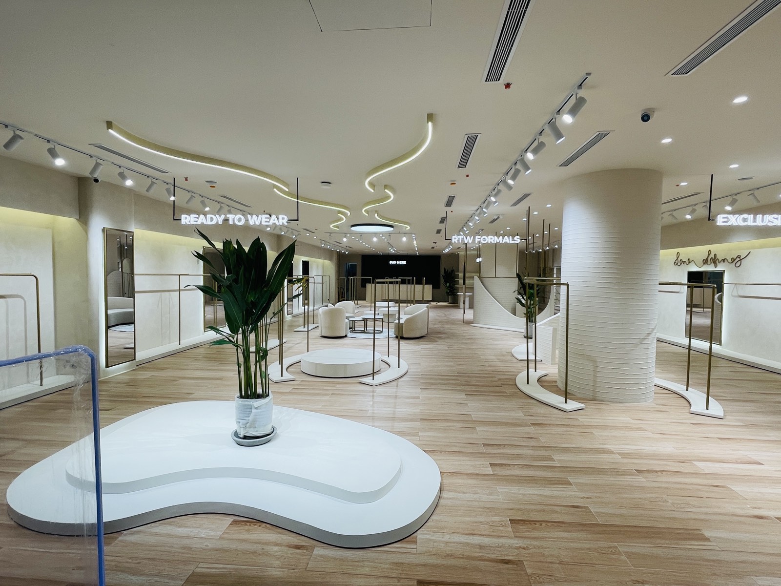 Sana Safinaz Flagship — Retail interior by Inner Texture