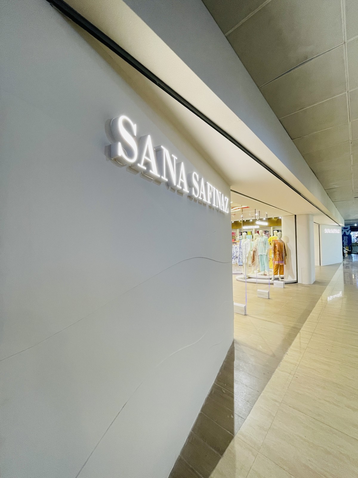 Sana Safinaz — JFP interior 3